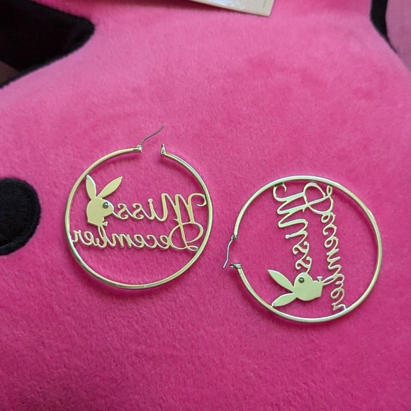Playboy miss December earrings silver color hoop circle - Picture 2 of 6